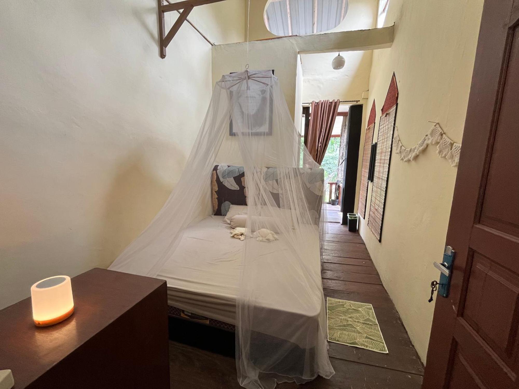 Charlys Little House Otel Bukit Lawang Dış mekan fotoğraf