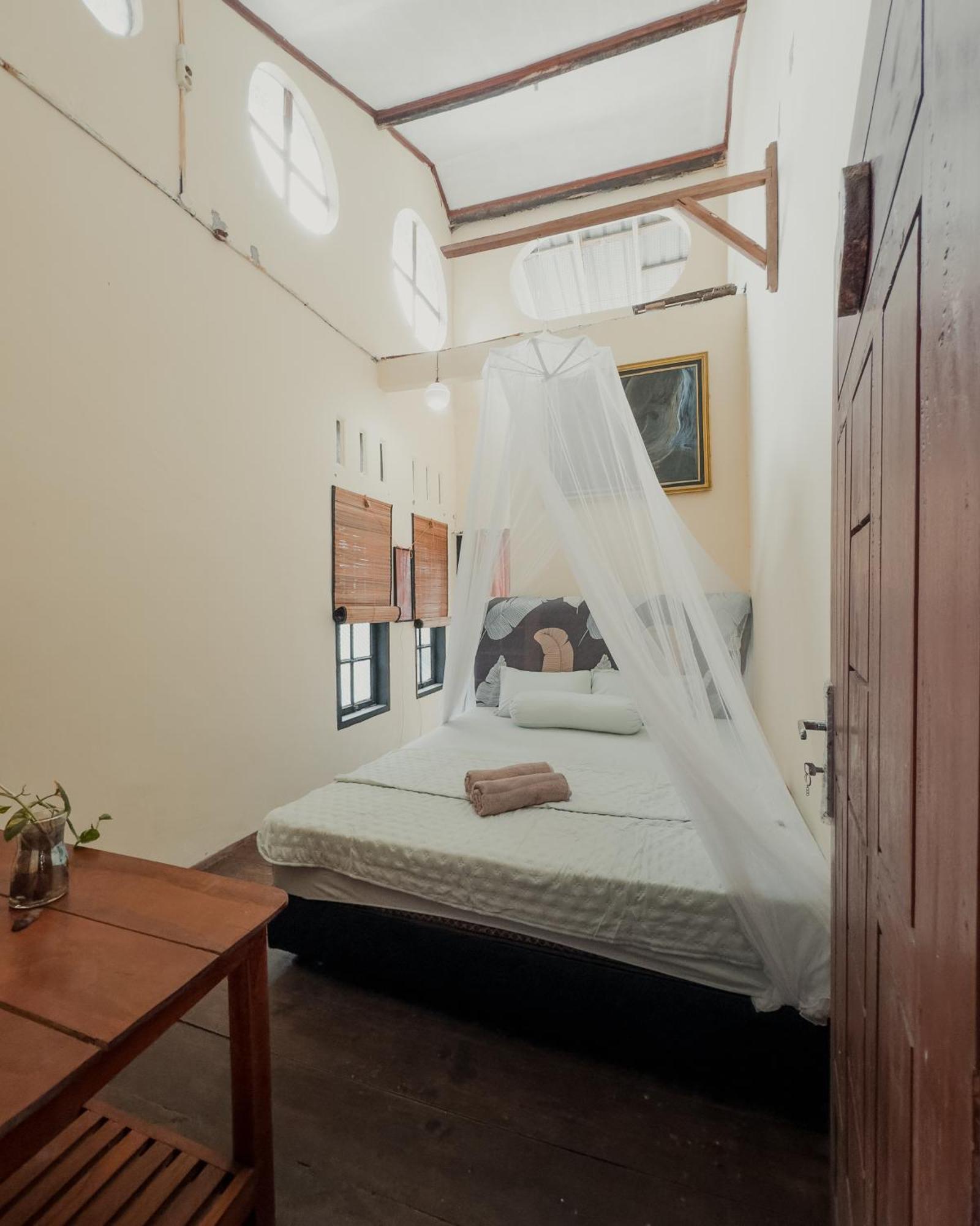 Charlys Little House Otel Bukit Lawang Dış mekan fotoğraf