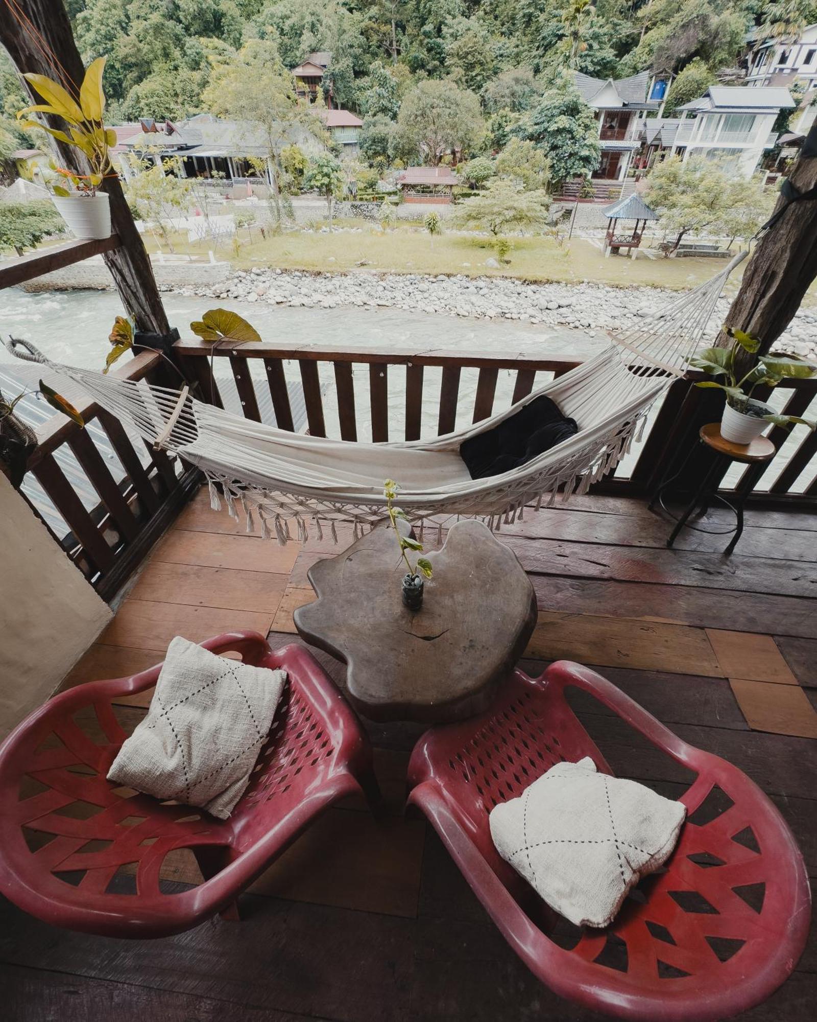 Charlys Little House Otel Bukit Lawang Dış mekan fotoğraf